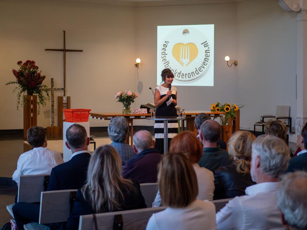 Nieuwe locatie Voedselbank De Ronde Venen feestelijk geopend 