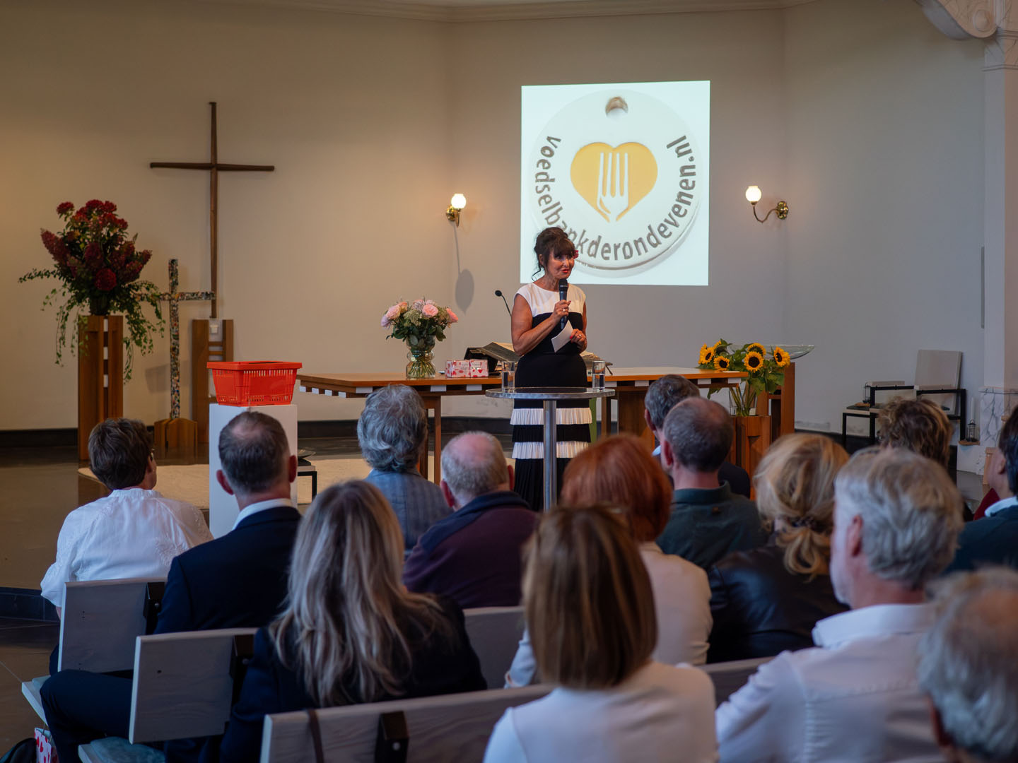 Nieuwe locatie Voedselbank De Ronde Venen feestelijk geopend 
